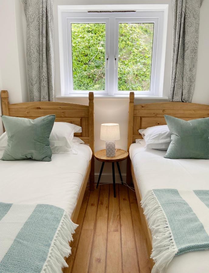 Tolcarne Beach Apartments New Quay Extérieur photo