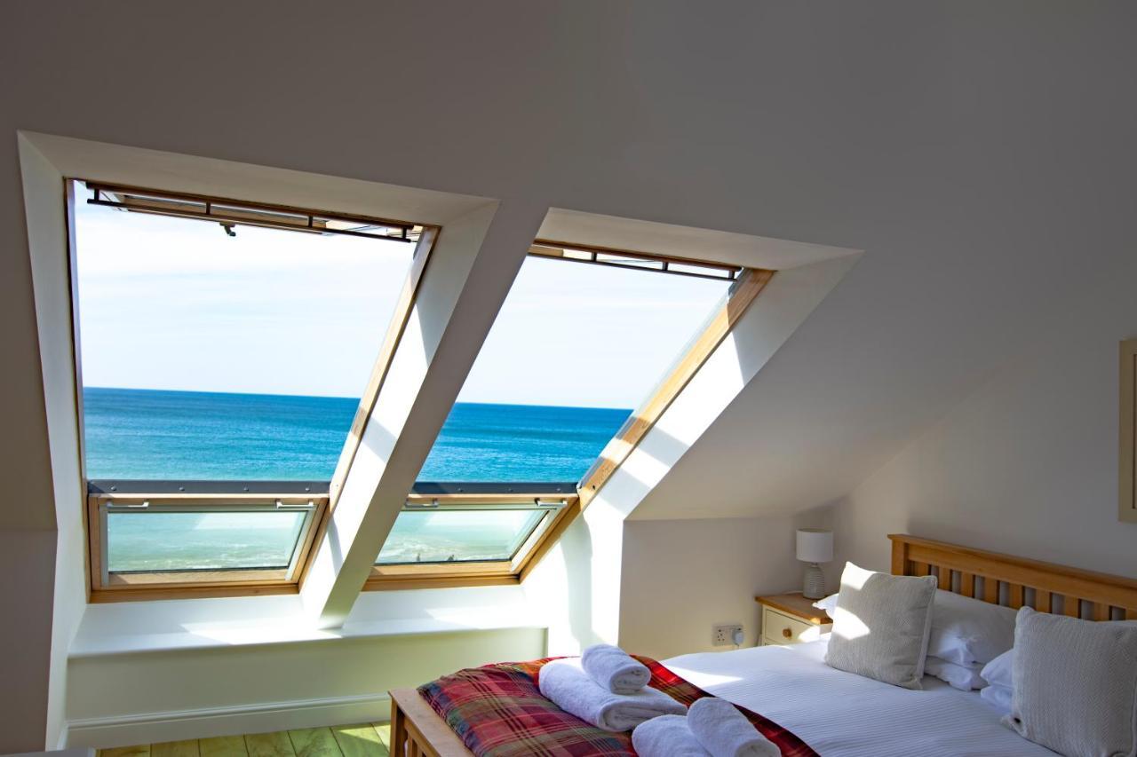 Tolcarne Beach Apartments New Quay Extérieur photo
