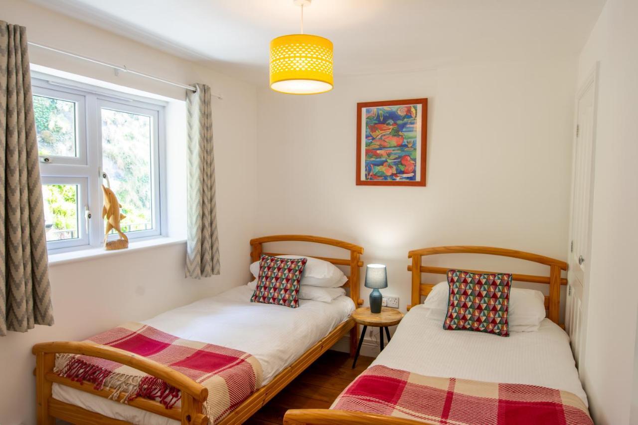 Tolcarne Beach Apartments New Quay Extérieur photo